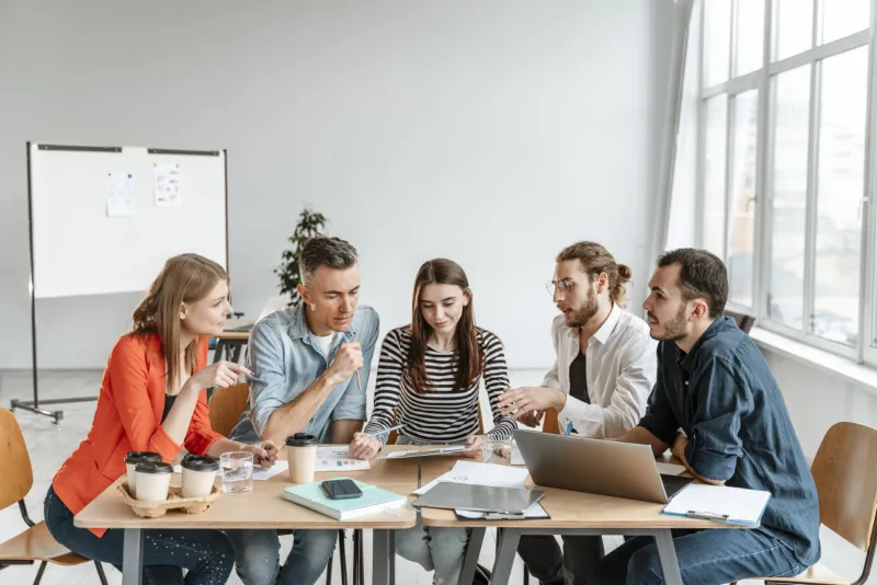 Hogyan válassz tökéletes weboldalkészítő partnert Tatabányán?